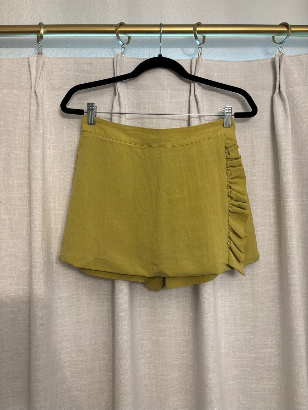 DO+BE Mustard Ruffle Wrap Skort